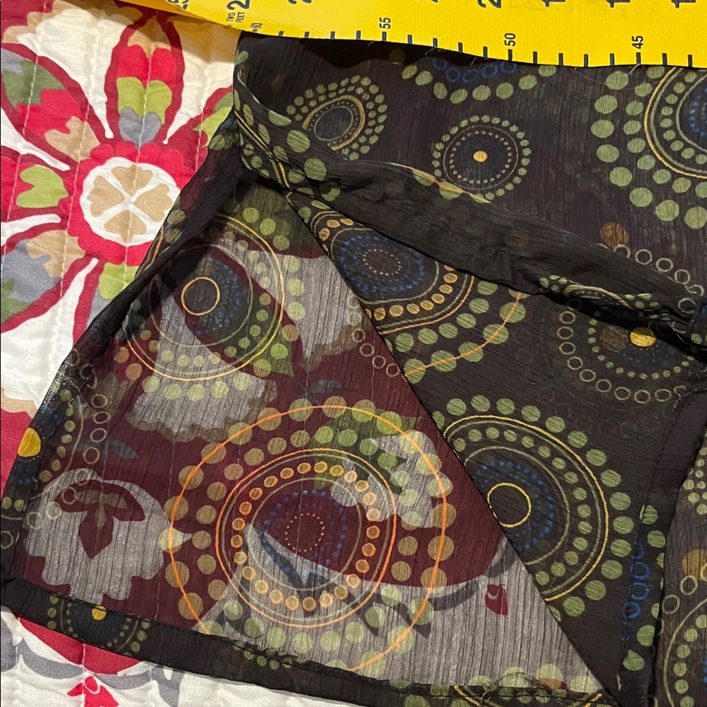 Chic Black And Green Patterned Tunic Top - image 6